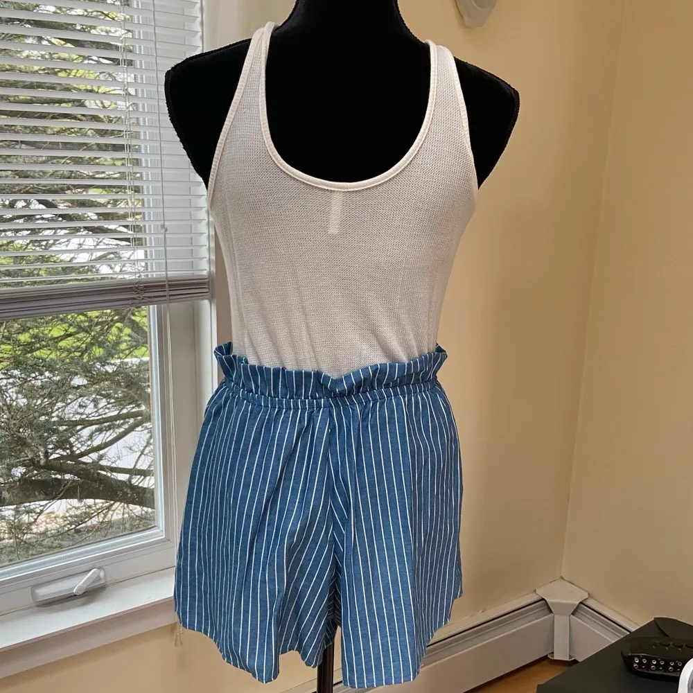 Pinstripe romper - Image 4