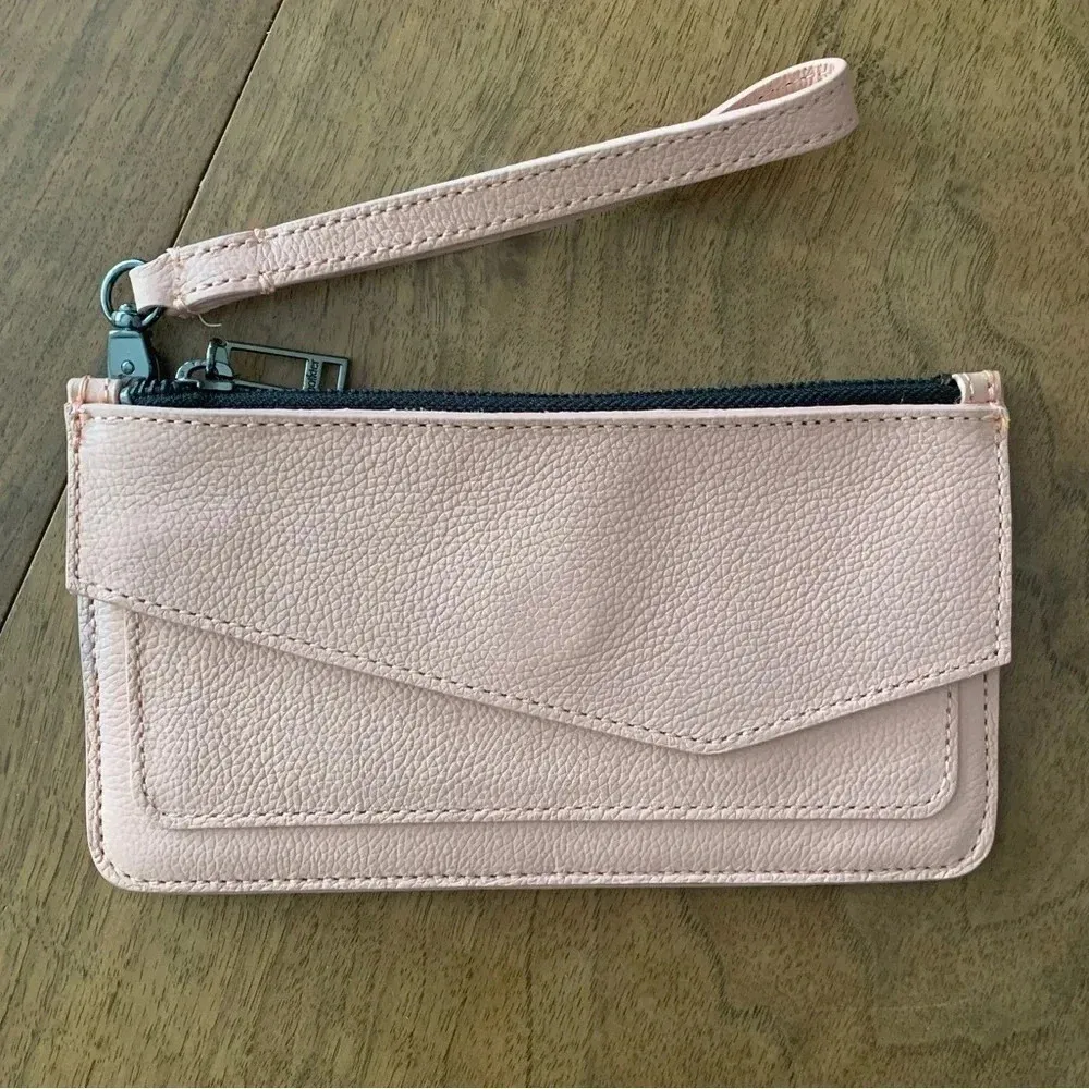 Botkier Leather Cobble‎ Hill Wristlet Wallet - Peach - NWT - Image 3