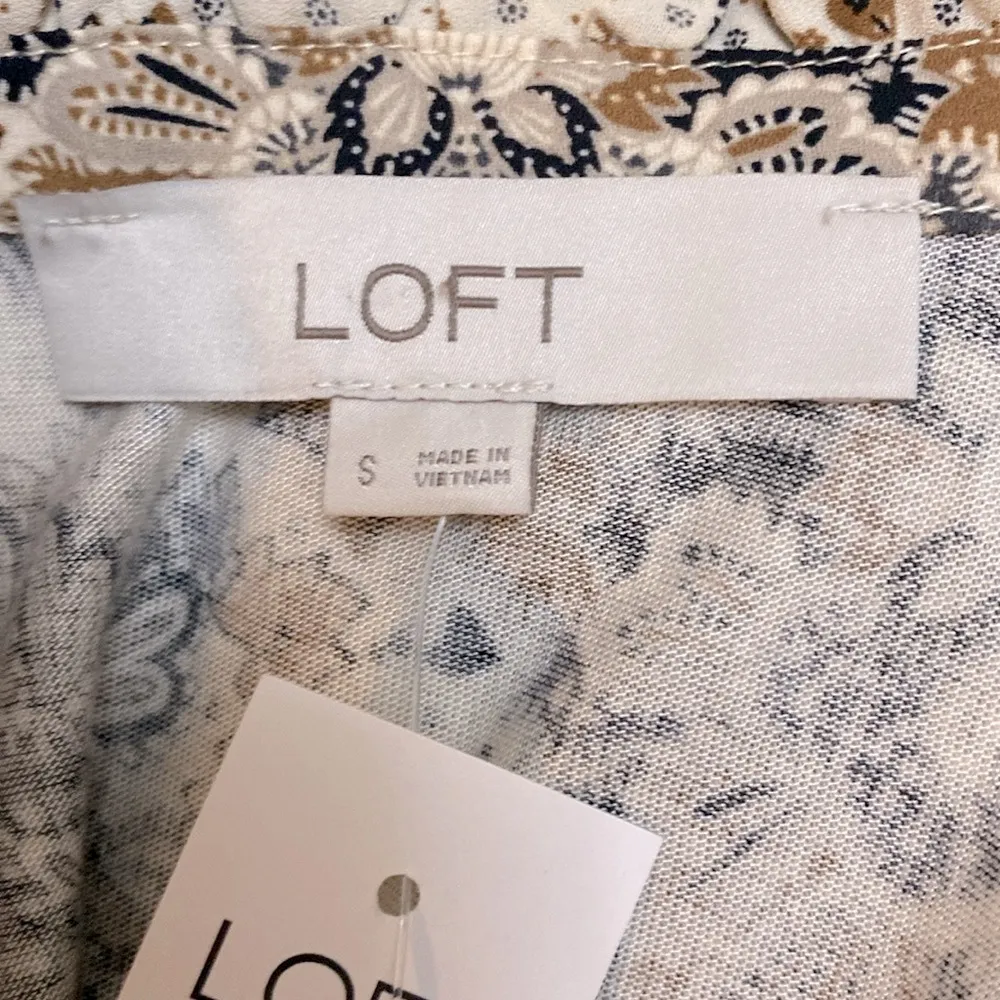 Loft  Brown and Tan Sleeveless Ruffled Blouse - Image 6