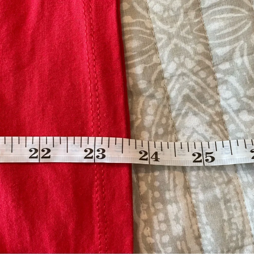 Port & Company Red In Tom We Trust Tampa Bay Buccaneers Short Sleeve Tee Small - Image 7