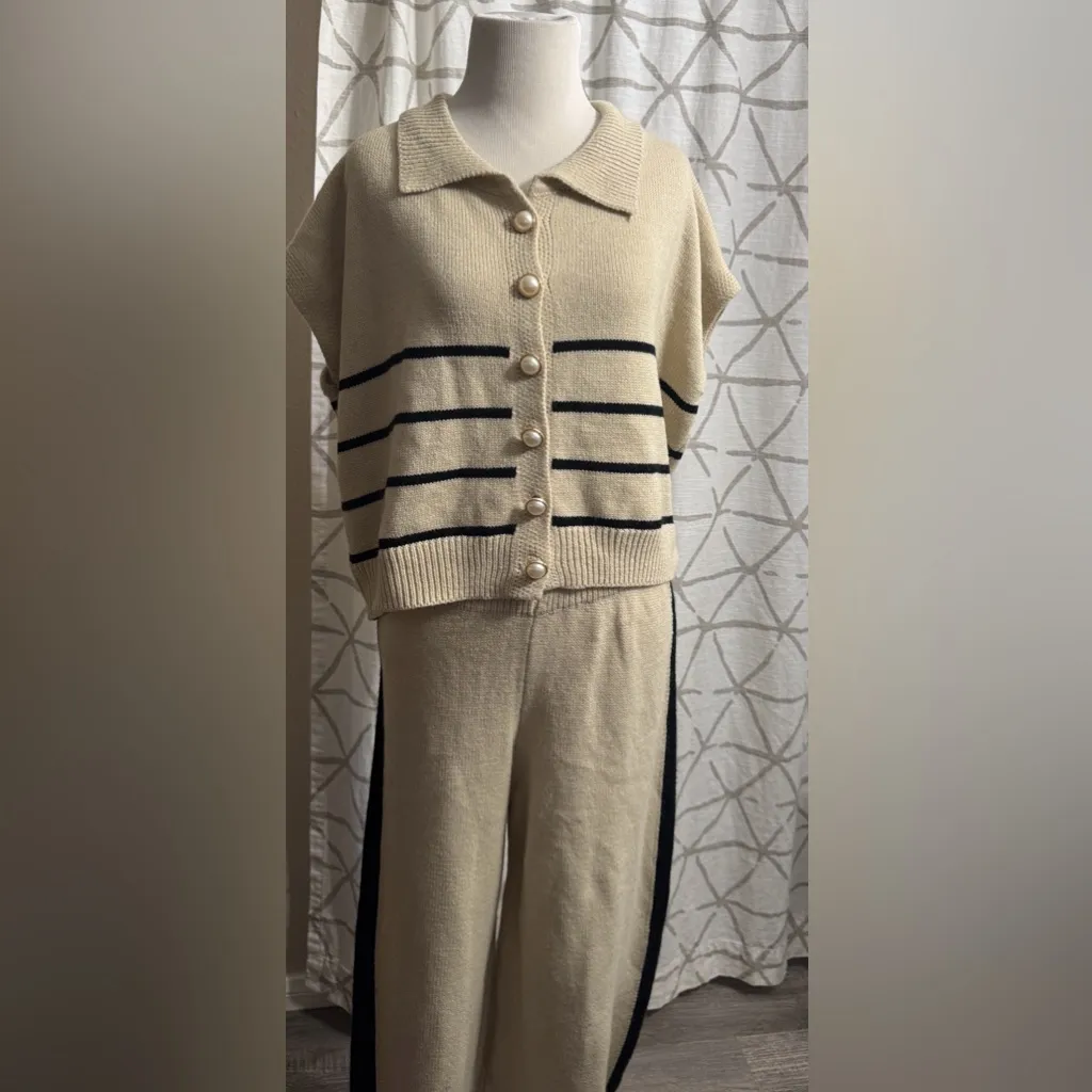 Striped Beige and Black Women's Knit Set Size XL - Image 14