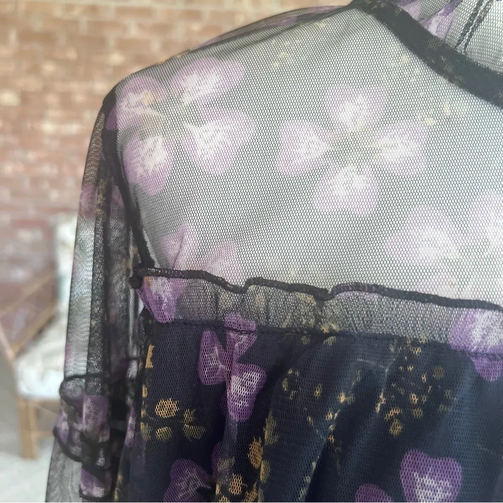 Calligraphie Black Purple Floral Mesh High Neck Smocked Top XL - Image 5