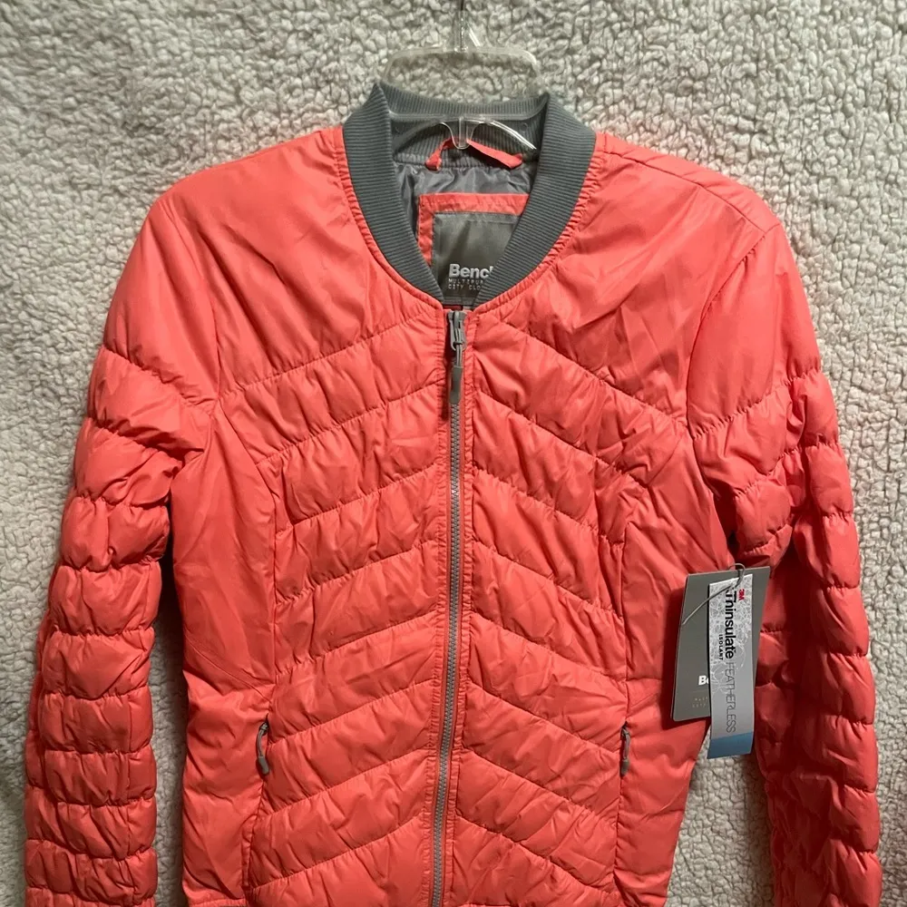 26BW.- Bench Daysplash Jacket. Size Small. - Image 5