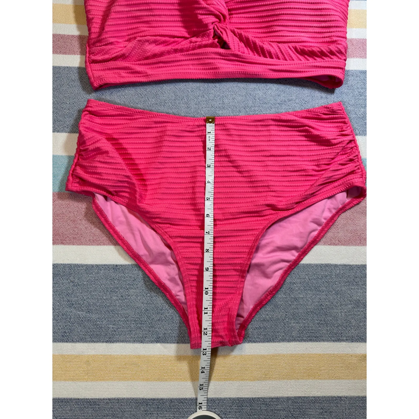 NWOT Bright Pink Textured Bikini Set - Image 6