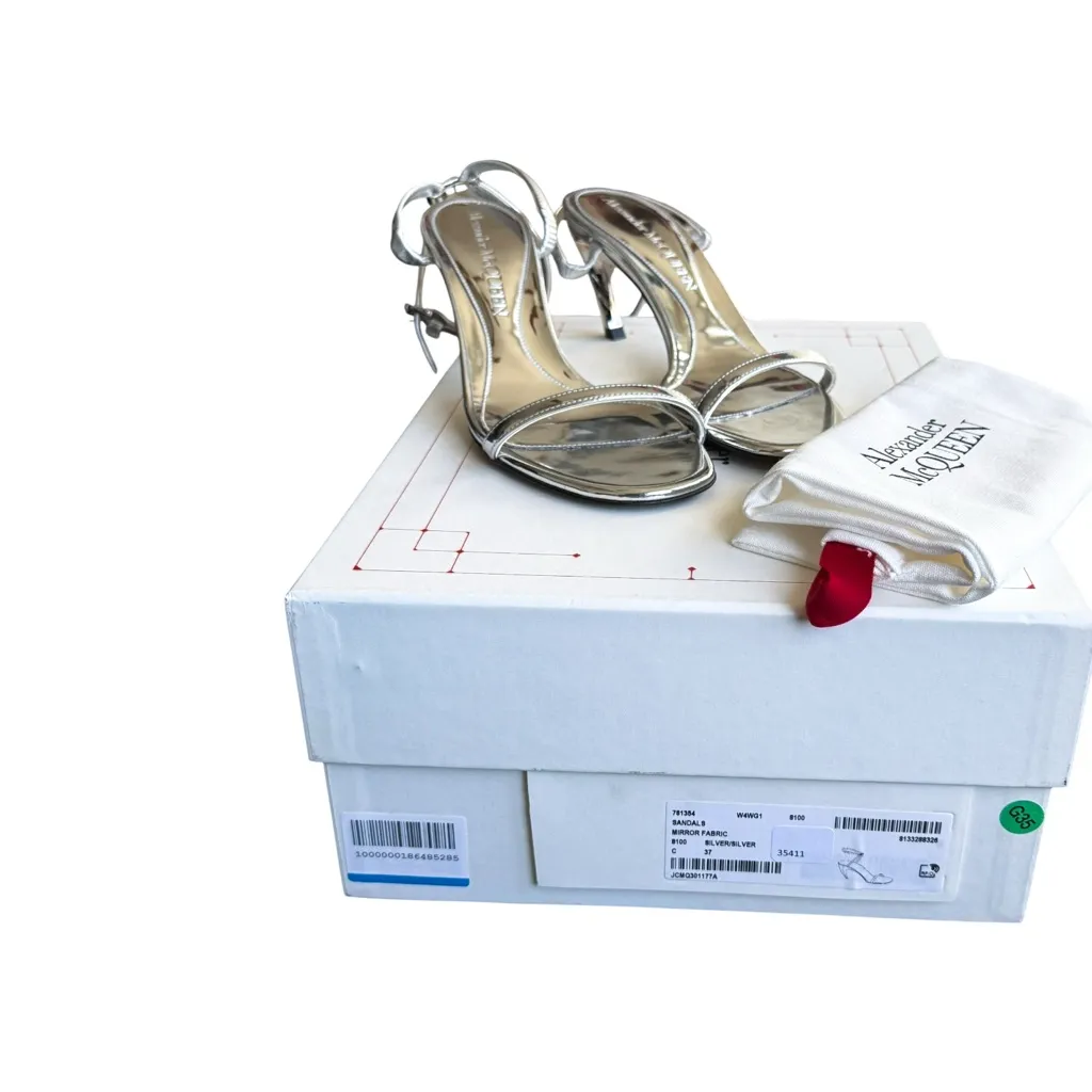 NIB Alexander McQueen Leather Armadillo Ankle Strap Sandals In Silver Size 37 - Image 12