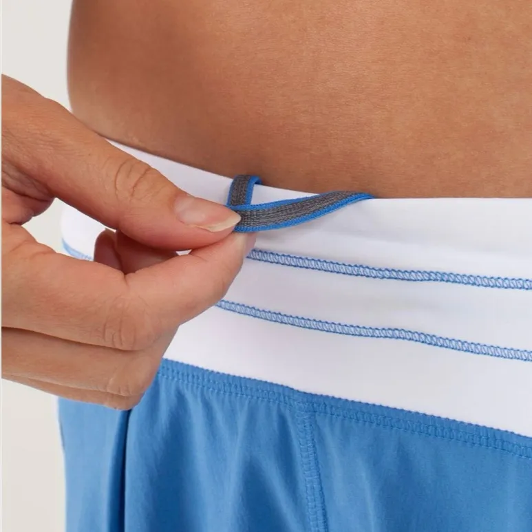 2012 Lululemon Run: In The Sun Short Sz 6 Porcelaine Wee Stripe Blue Rare - Image 4