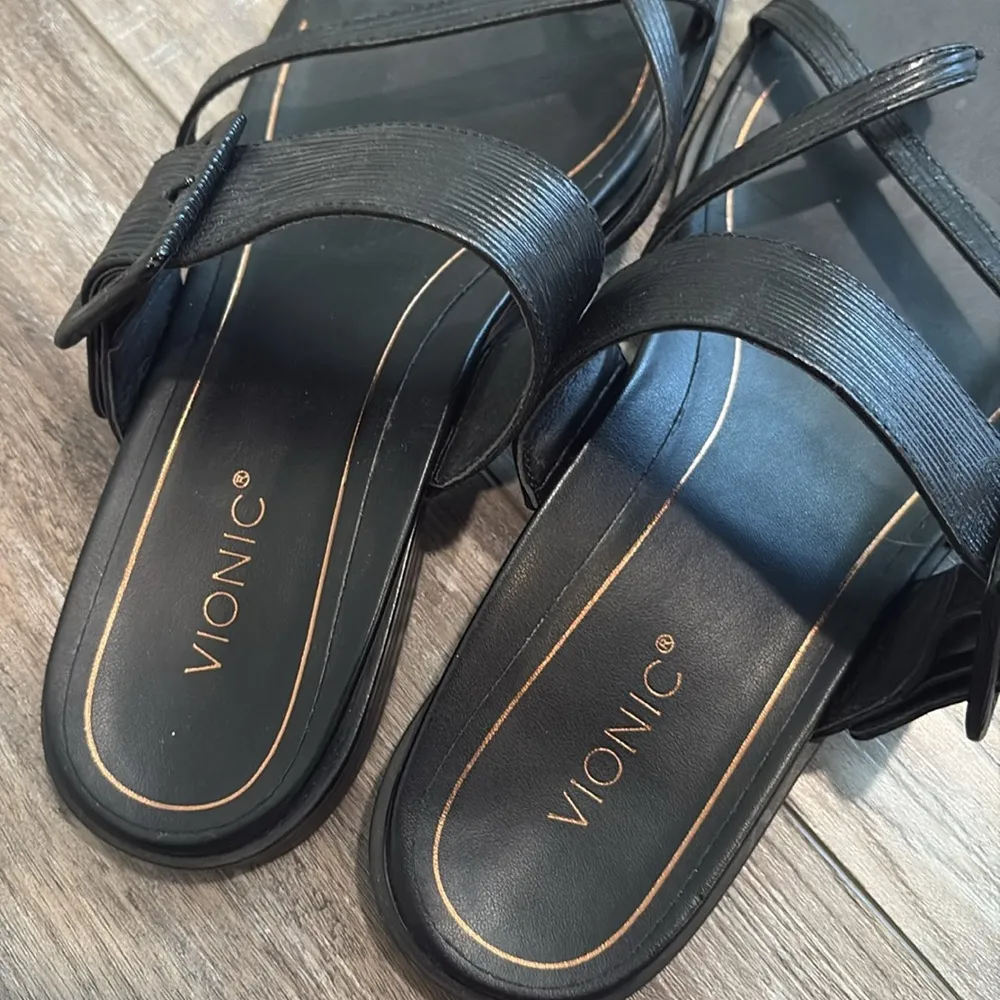 Vionic Julep Sandal Black 9 - Image 4