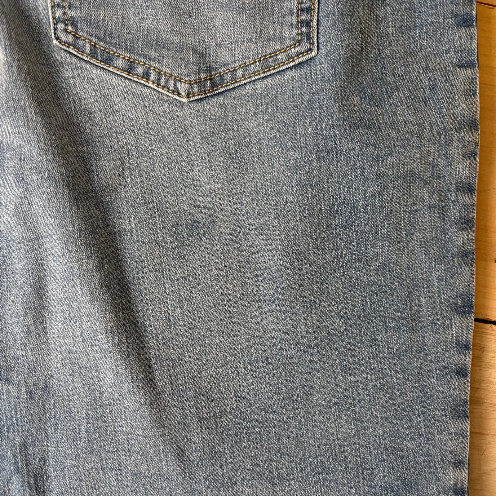 Gloria Vanderbilt NWT Women's Amanda The Original Slimming Jeans Size 16 - Image 11