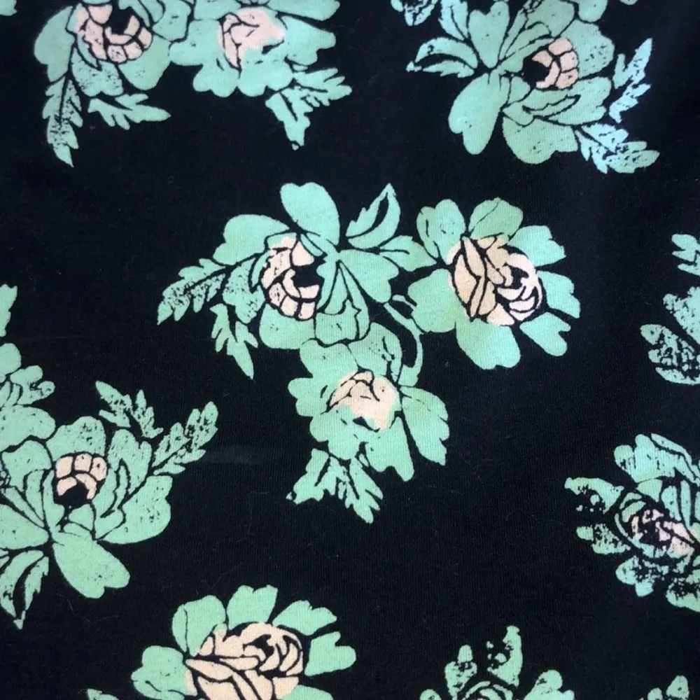 BLACK FLORAL OFF-THE-SHOULDER BODYSUIT - Image 5