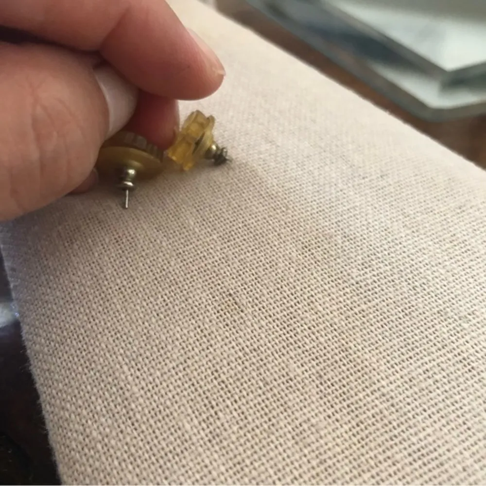 Vintage Pierced Earrings Good condition - Image 2