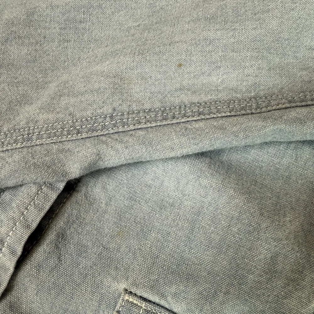 Vintage Chambray Shirt Womens Small Blue Top Blouse Gloria Vanderbilt 90s Y2K - Image 4