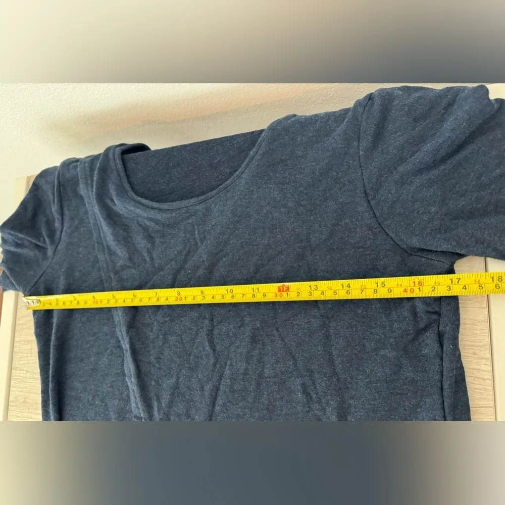 Kira long sleeve Draped front Top Athleisure Sporty Comfy Size Medium - Image 5