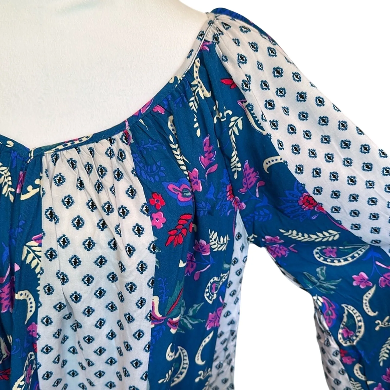 ANDREE BY UNIT Mixed Paisley Print Tie Back Blouse - Image 3