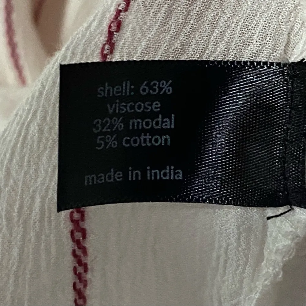 Lane Bryant Shirt Women 18/20 Ivory Red Flowy Cape Sleeves Keyhole Button Back - Image 6