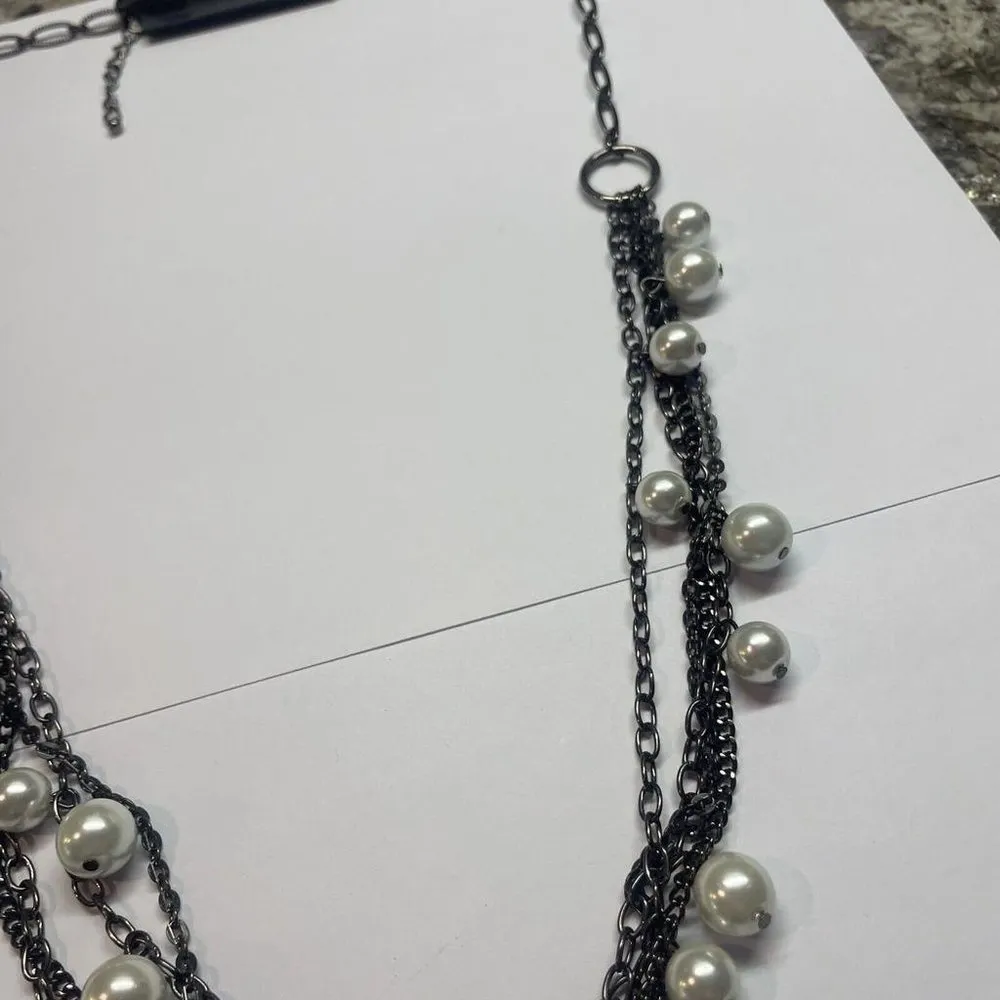 NWT Statement Costume Beaded Necklace Black / White Bead New York & Company - Image 3