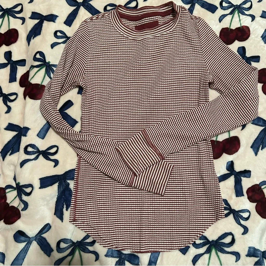 Aerie Essential Crewneck Layering T-Shirt - Image 3