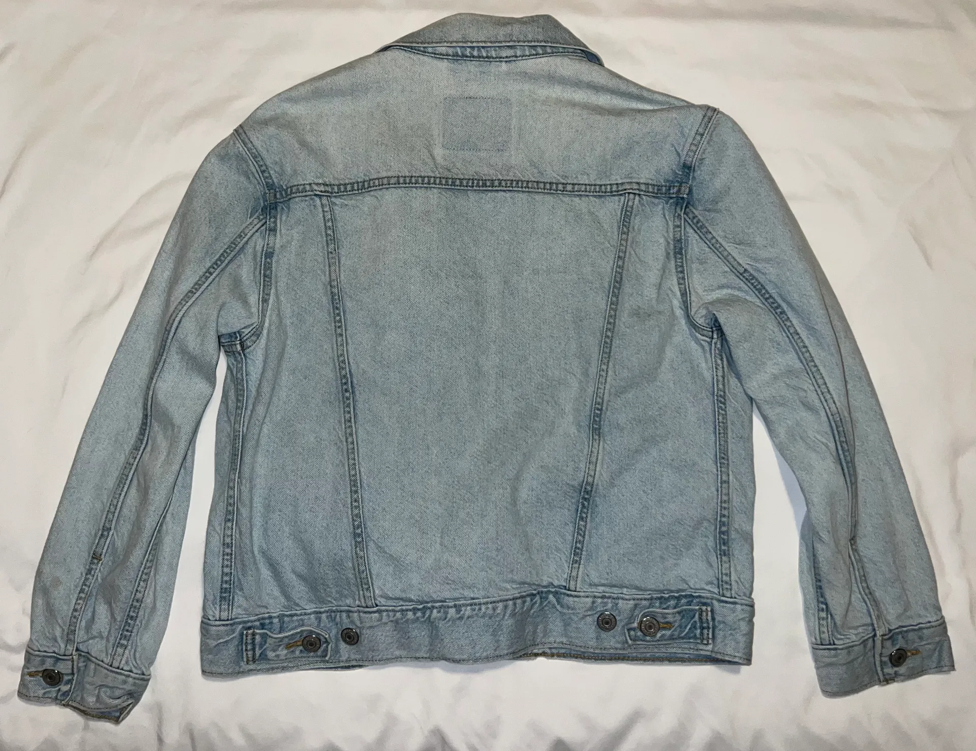 Levi’s Ex-Boyfriend Denim Trucker Jacket - Image 3