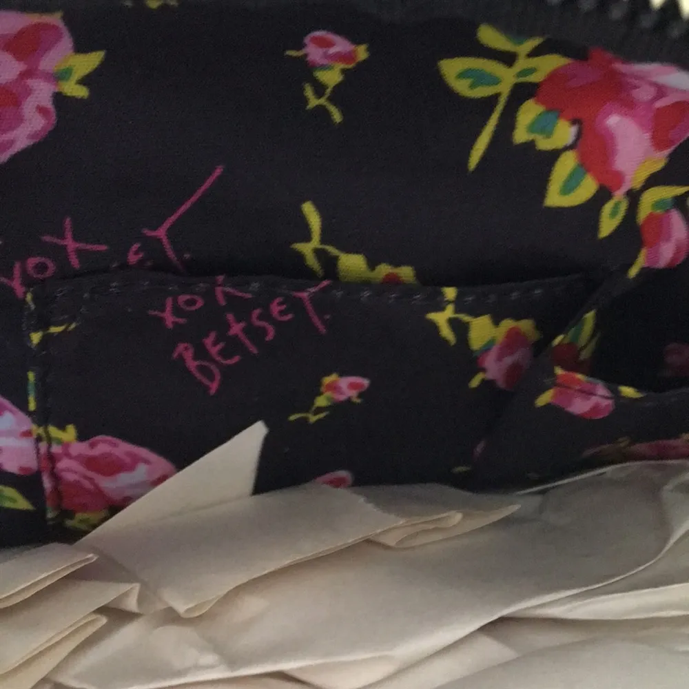 Betsey Johnson Leopard & Roses  Backpack pockets - Image 4