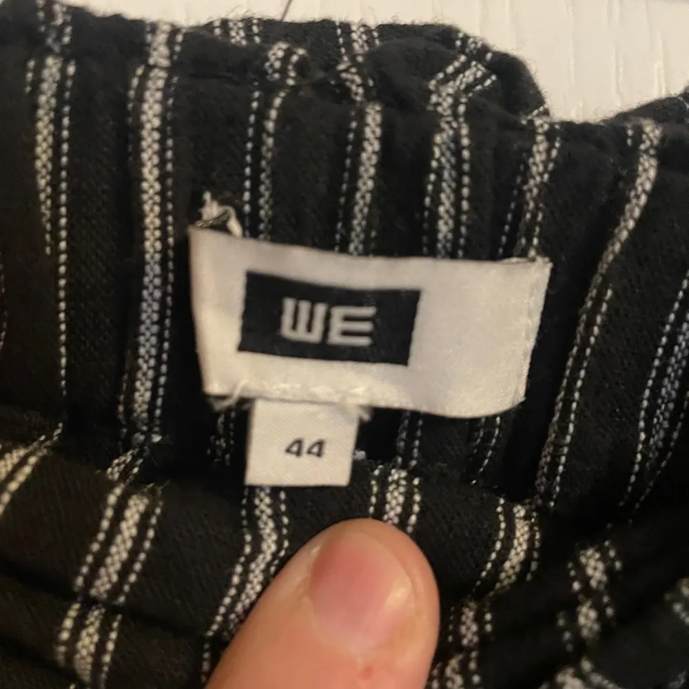 WE Stevie Black White Striped Shorts 44 US 12 - Image 5