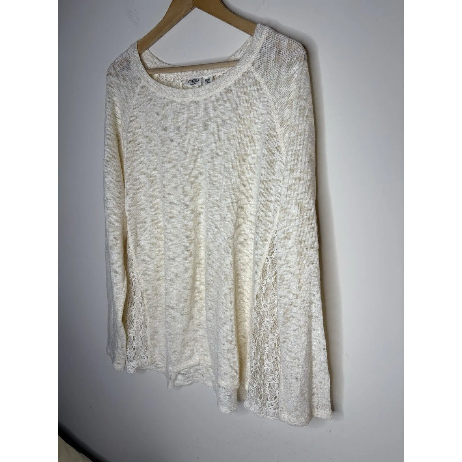 Catos Womens Size 22/24W Sweater Long Sleeved Lace Sides Lightweight Cream Boho - Image 2
