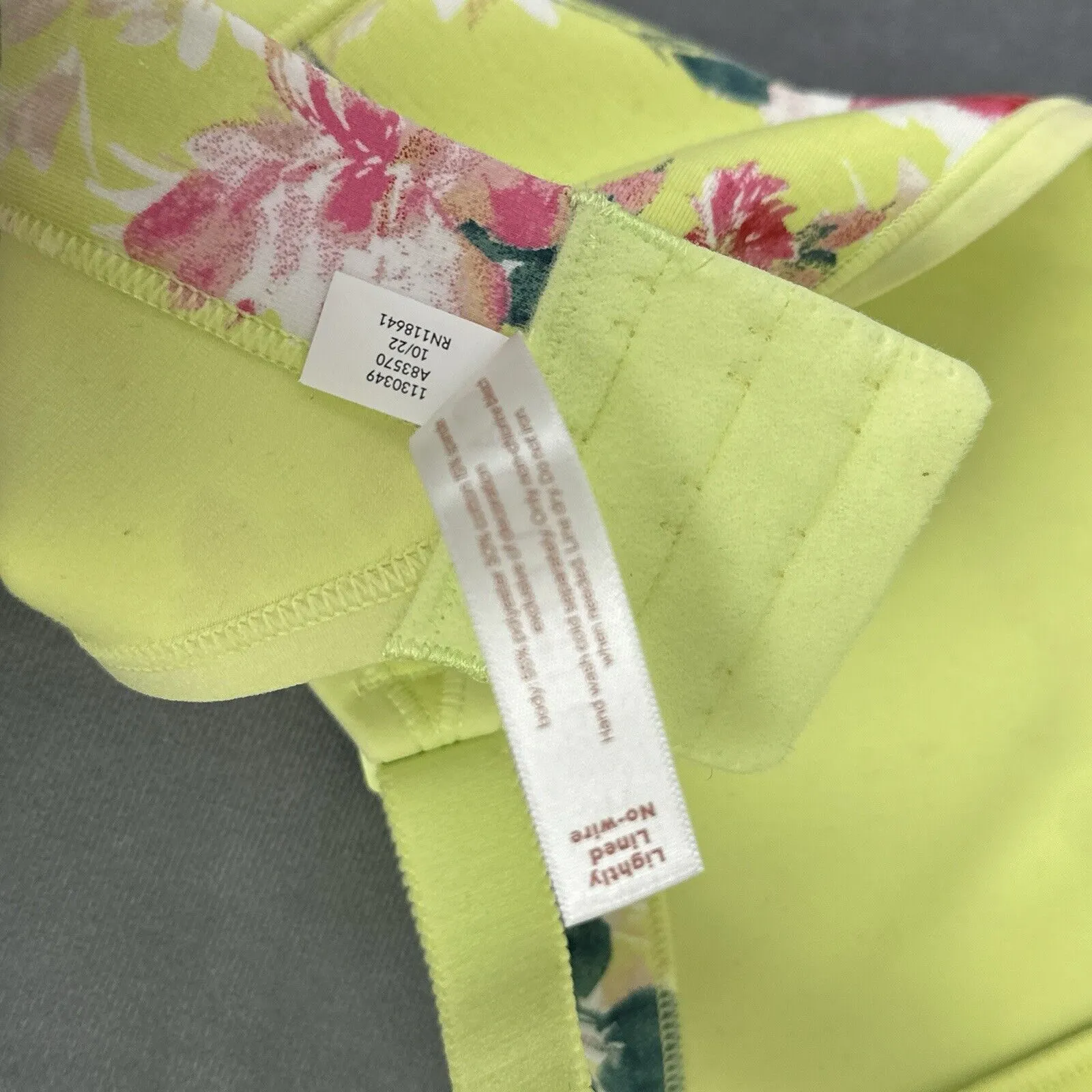New Cacique Lane Bryant Lightly Lined No Wire Bra 54C Light Bright Green Floral - Image 9