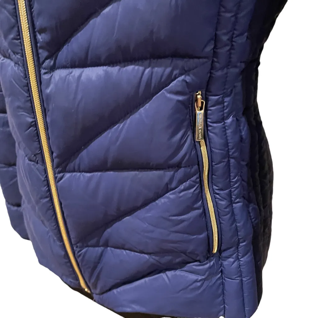 Michael Kors  women’s Packable lightweight puffer jacket size M - Image 2