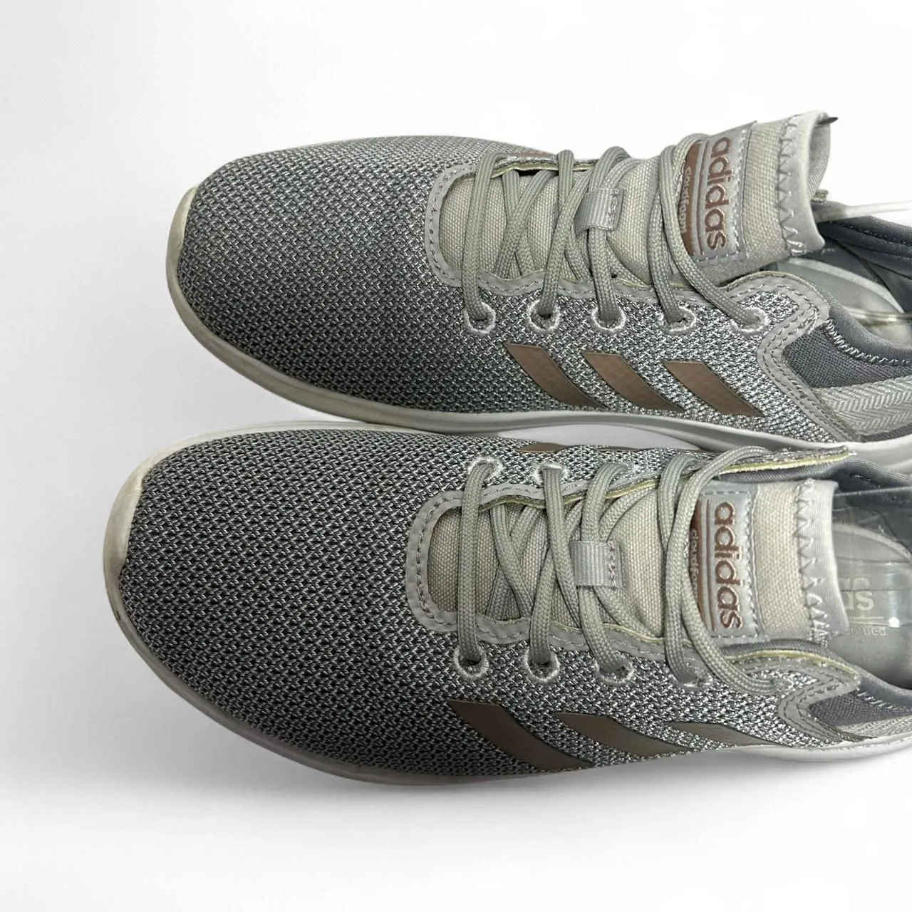 Adidas grey & gold cloudfoam athletic Workout Shoes 6.5 - Image 2