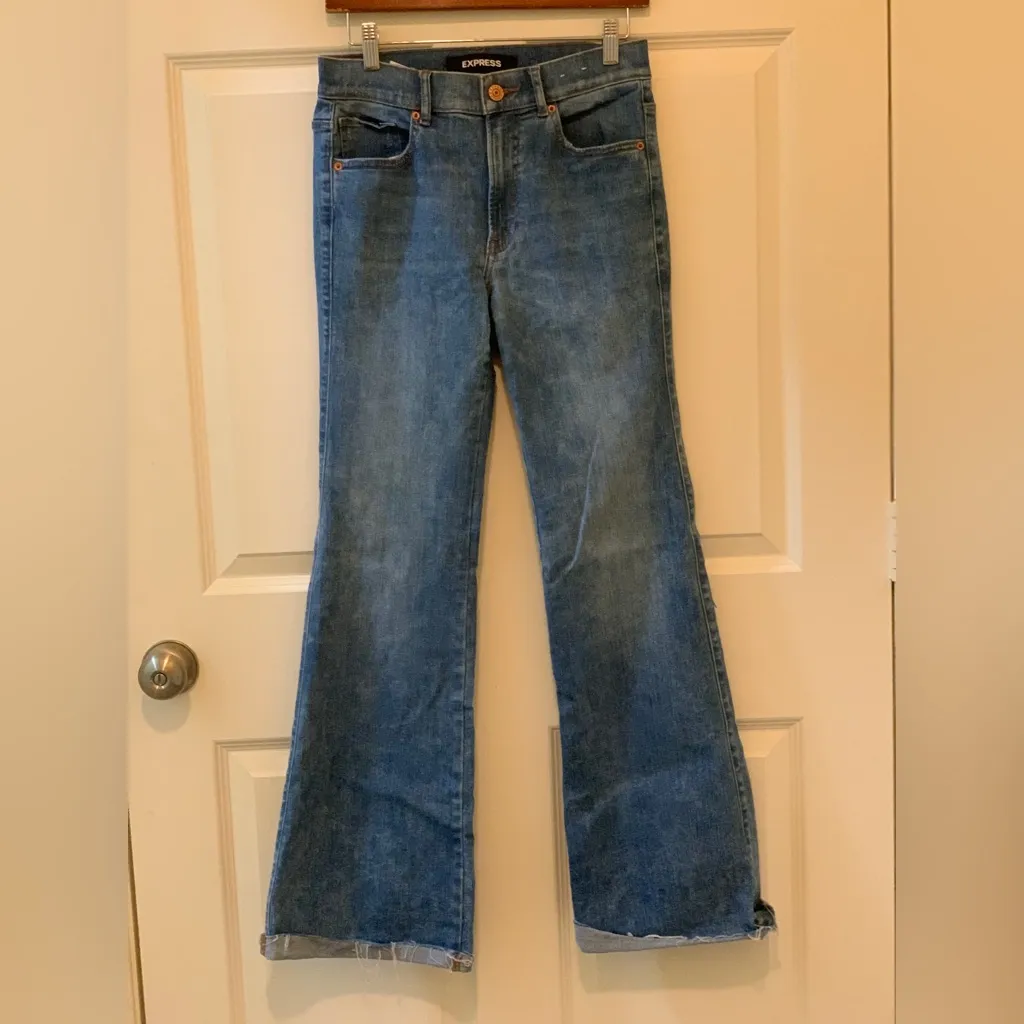 Express Denim Slim Flare High Rise Hyper Stretch Jeans.      Size-6R - Image 3