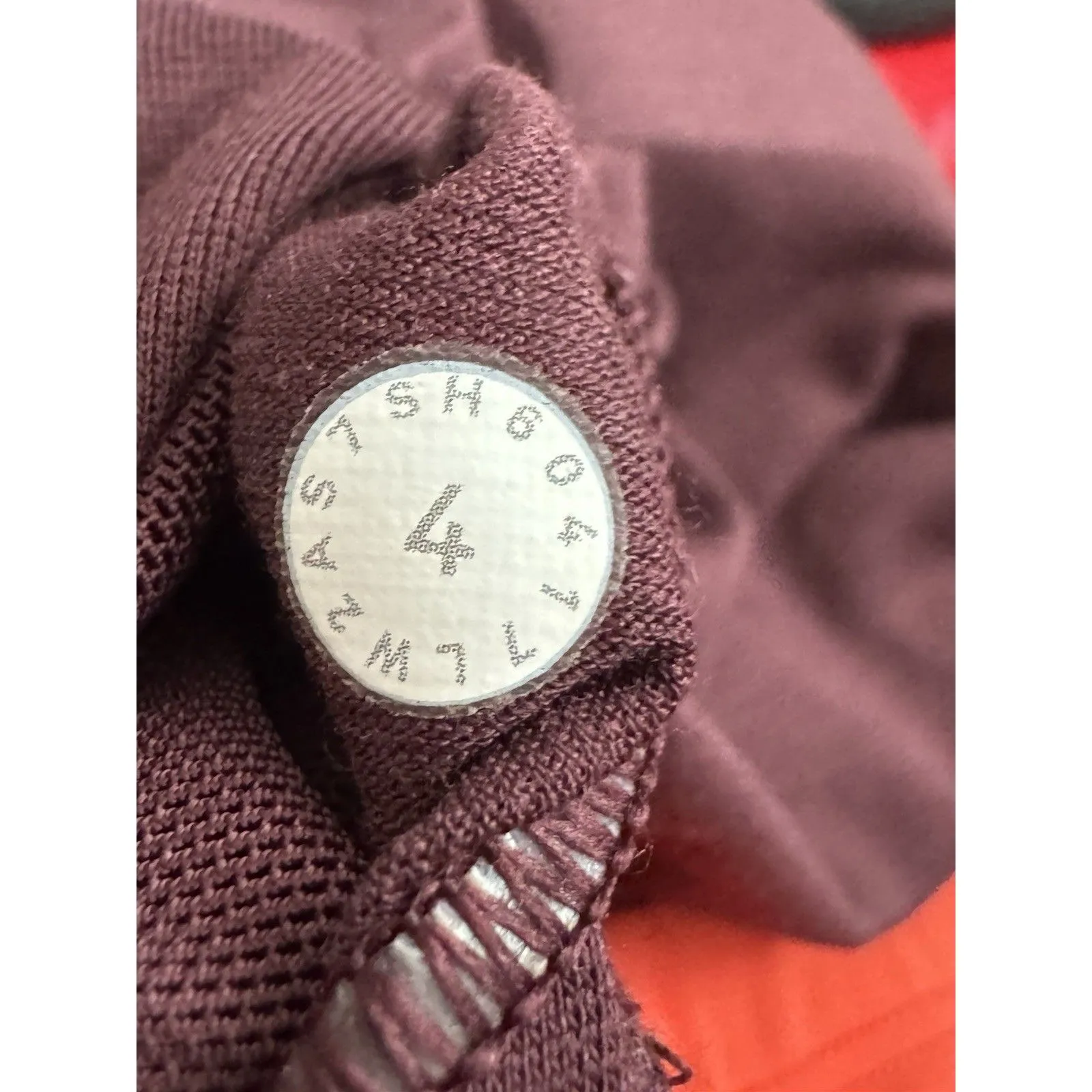 LULULEMON Kick Serve Sweat Bra Women's Size 4 Multicolor Padded Luxtreme - Image 4