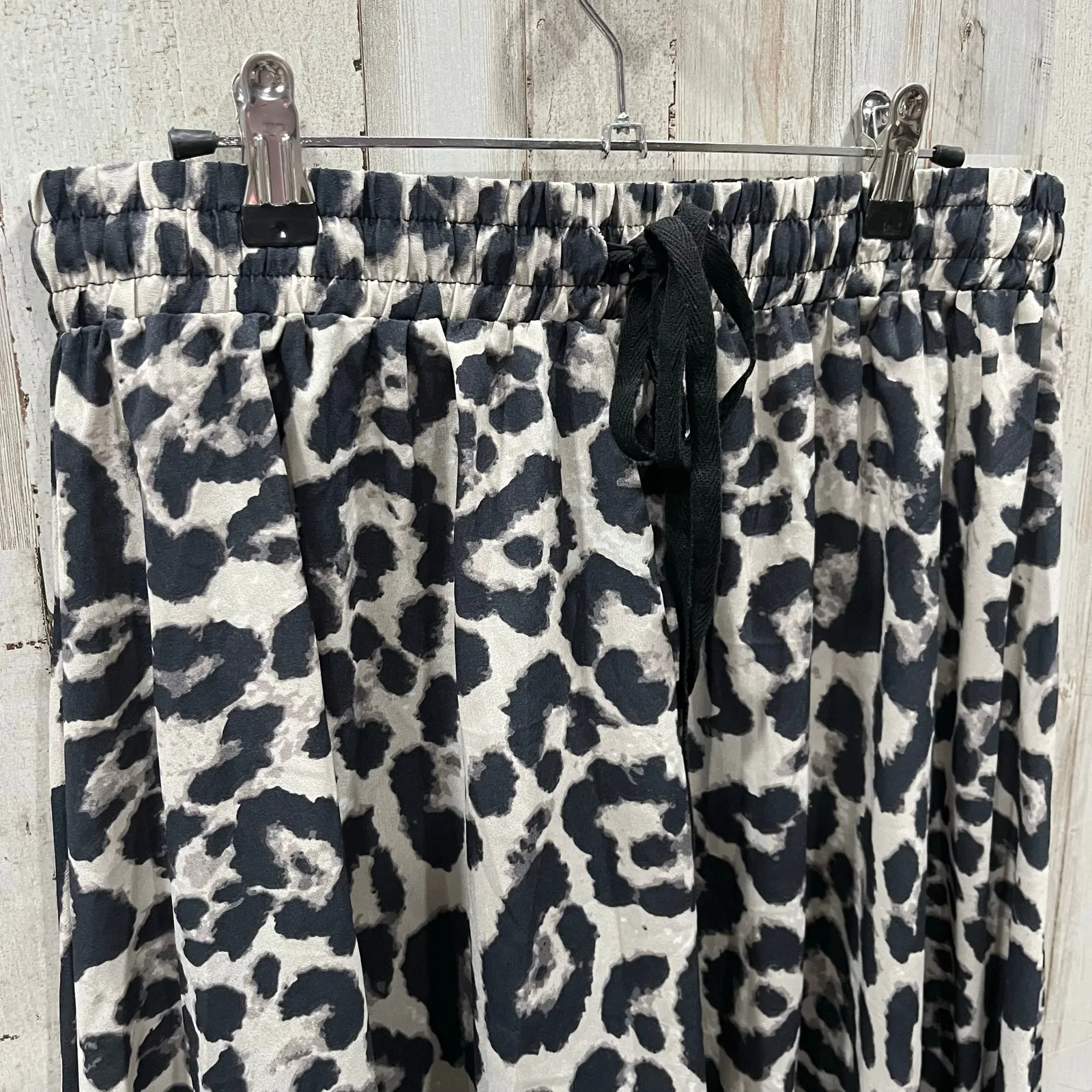 Gray Leopard Full Length Maxi Skirt Womens XL Grunge Flowy Girly Beachy - Image 2