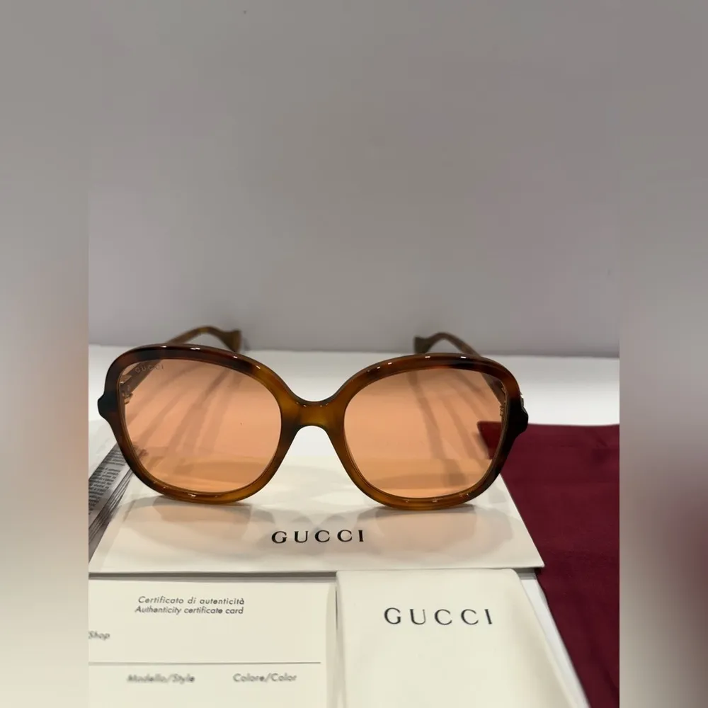 GUCCI GG1178S 004 Butterfly Sunglasses NWT - Image 4