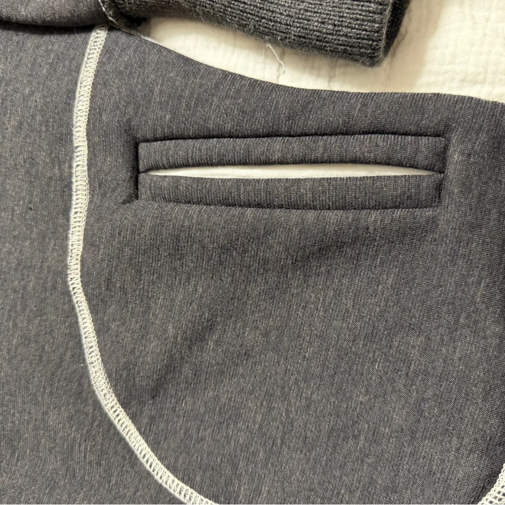 Free People REVERSIBLE Mountain Dreamin’ Fleece size Medium Large - Image 11