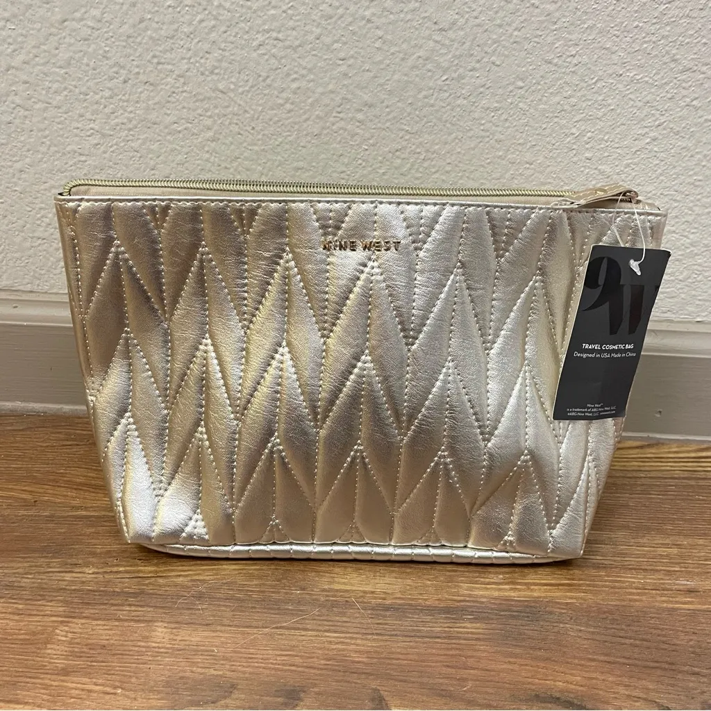NWT Nine West‎ Gold Quilted Travel Make Up Bag - Image 6