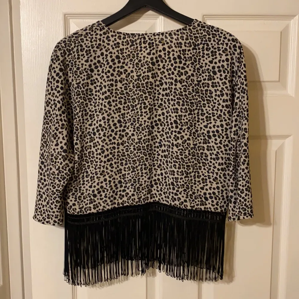 H&M Divided leopard print fringe hem blouse - Image 5