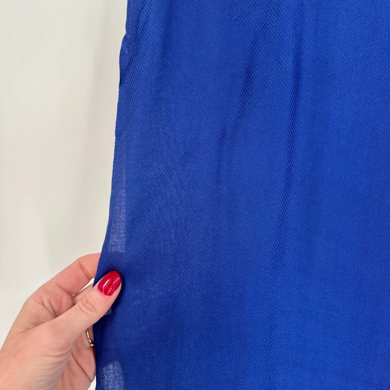 NWT BIJOUX TERNER Pashmina Ink Blue Viscose Scarf Fringed Shawl Wrap - Image 6