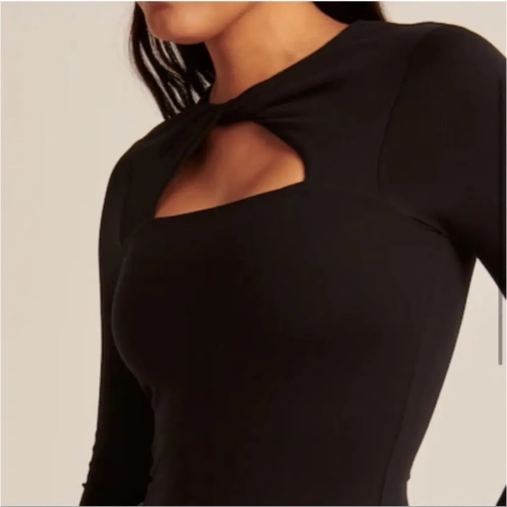 Abercrombie Soft Collection Long Sleeve Twist Neck Cutout Black Bodysuit Medium - Image 2