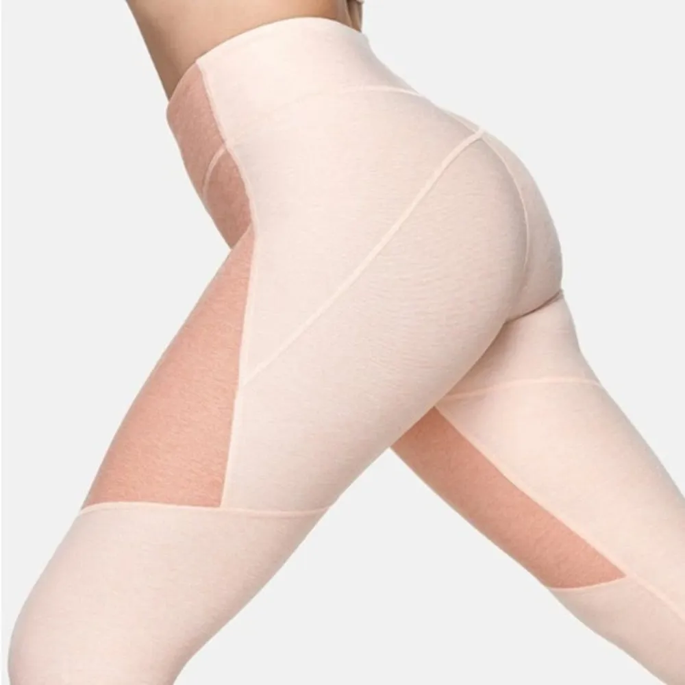 Outdoor Voices 3/4‎ Warmup Leggings in two-tone pink, Size Medium - Image 7