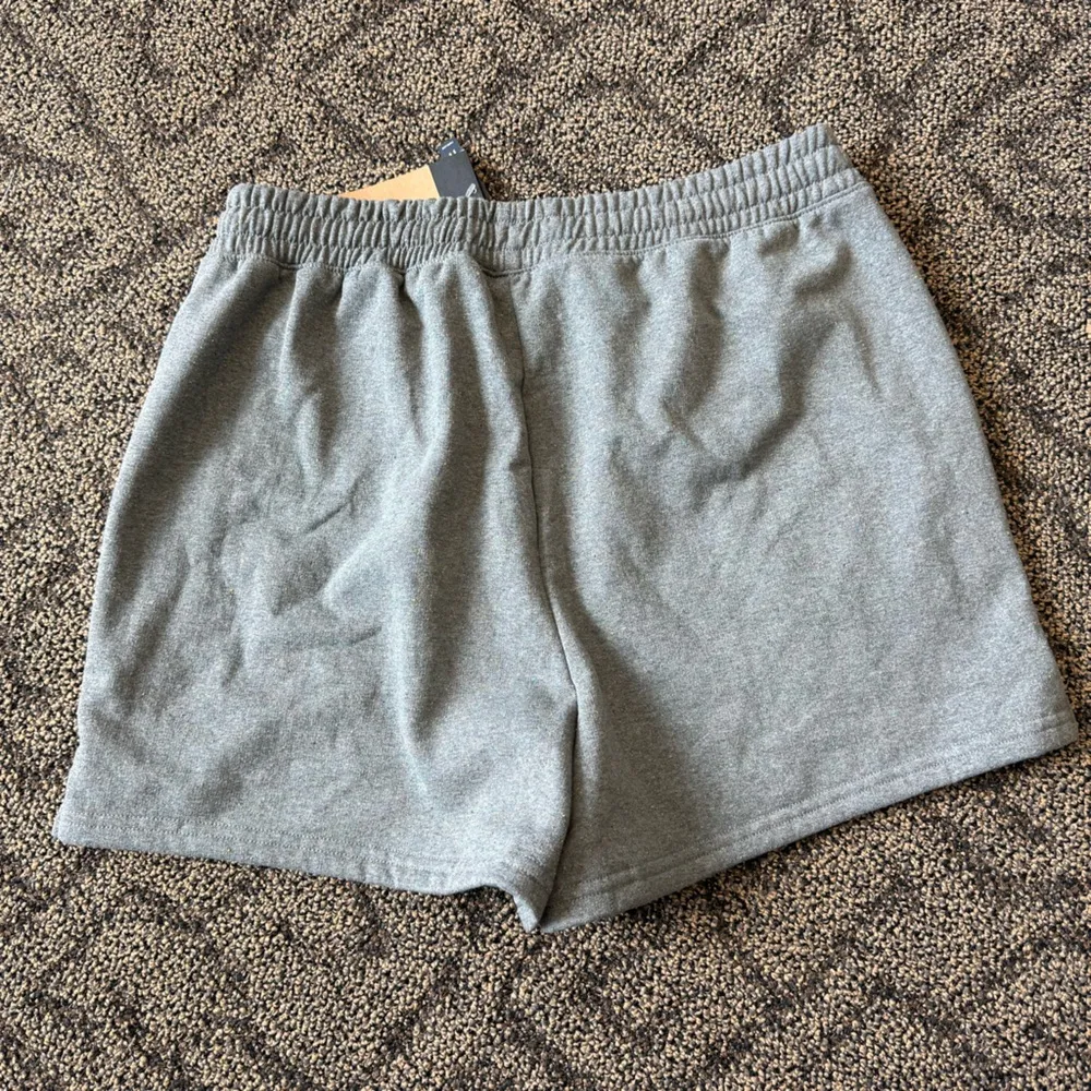 The North Face Re-Grind gray multicolor logo shorts - Image 7
