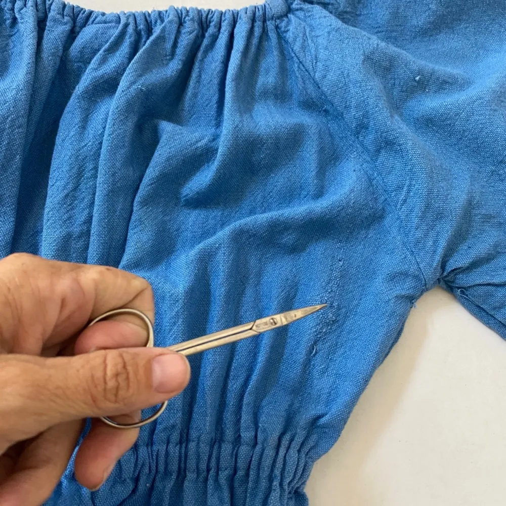 Vintage Southwest Navajo embroidered off shoulder cotton peasant sleeve … Blue Size undefined - Image 11