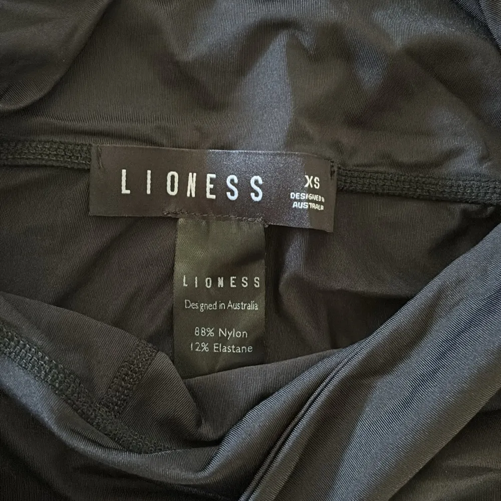 Lioness Flared Leggings - Image 2