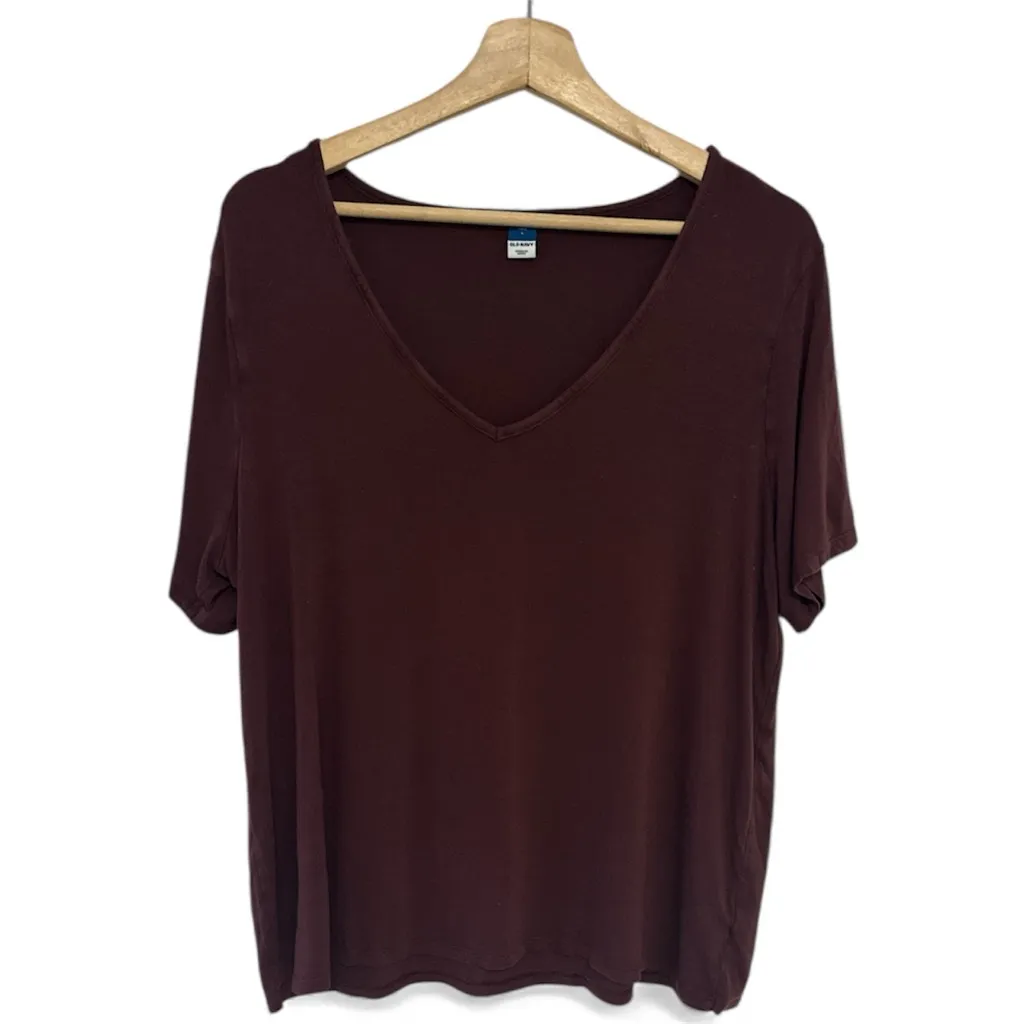 Old Navy Red Luxe V-Neck Tee Large casual comfy short sleeve t-shirt earthy - Image 2