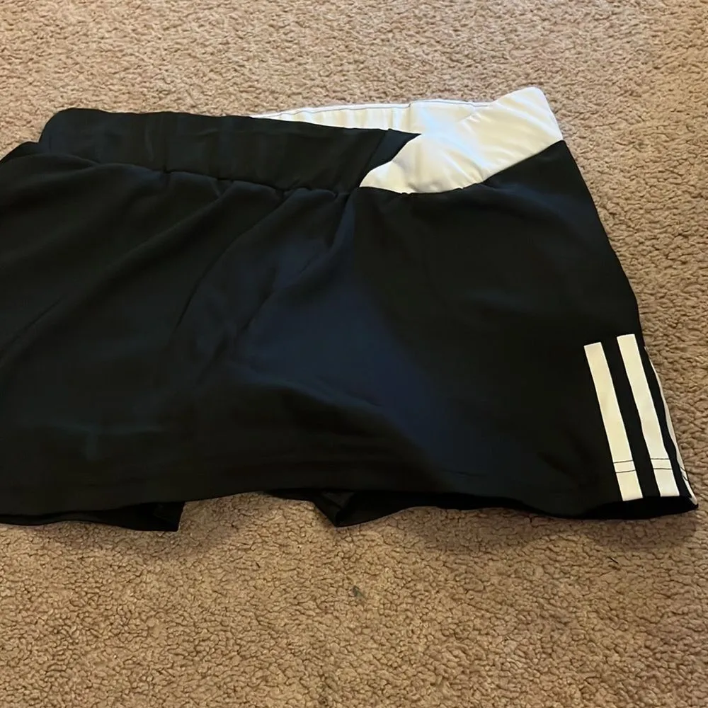 Adidas response tennis skort small - Image 3