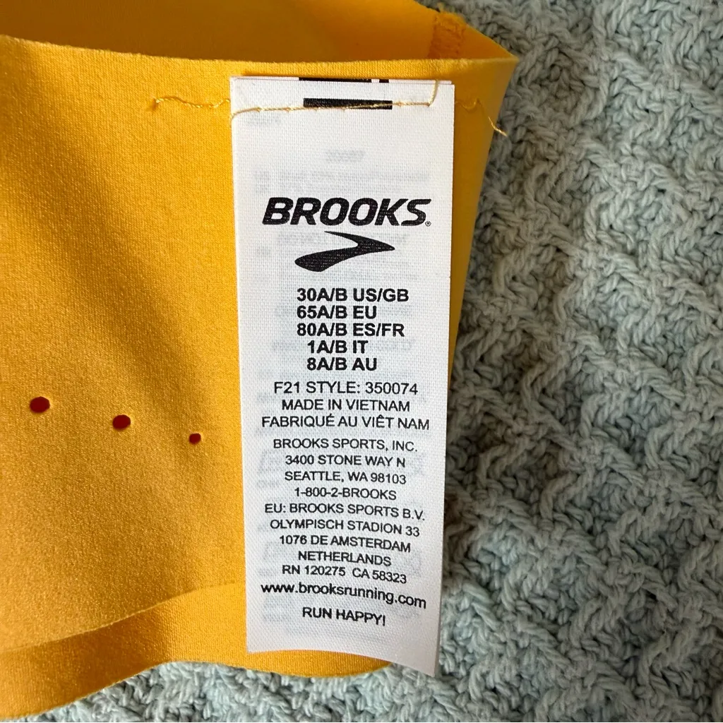 NWT Brooks Dare Crossback Run Sports Bra Womens 30 A/B Saffron Yellow Padded NEW - Image 7