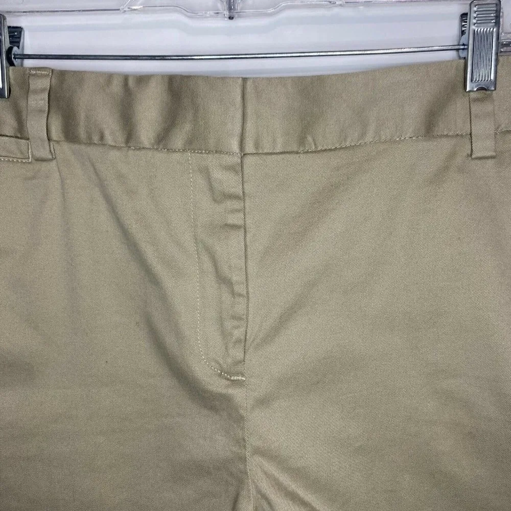 NWT Lands End Not Too Low Rise 4” Shorts Womens Size 18 Khaki Cotton Stretch NEW - Image 2