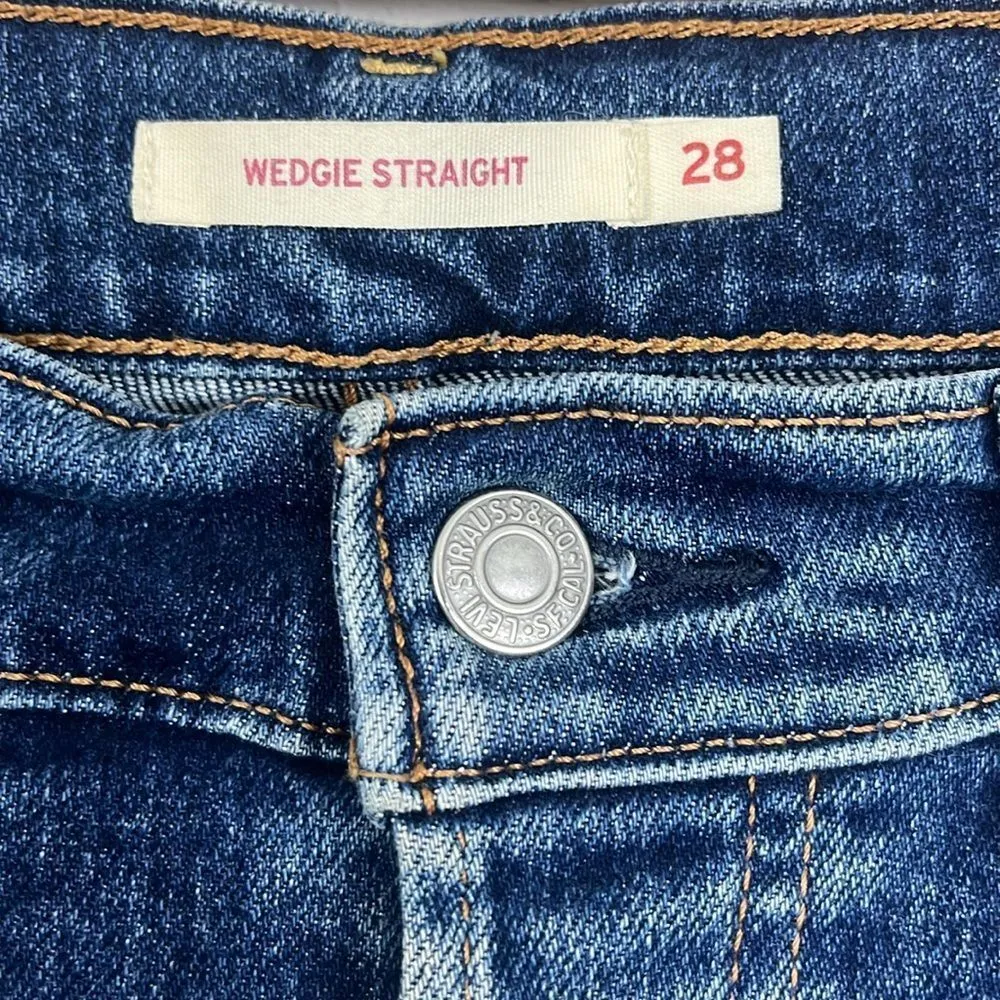 Levi’s women’s wedgie straight raw hem button fly straight leg jean - Image 2