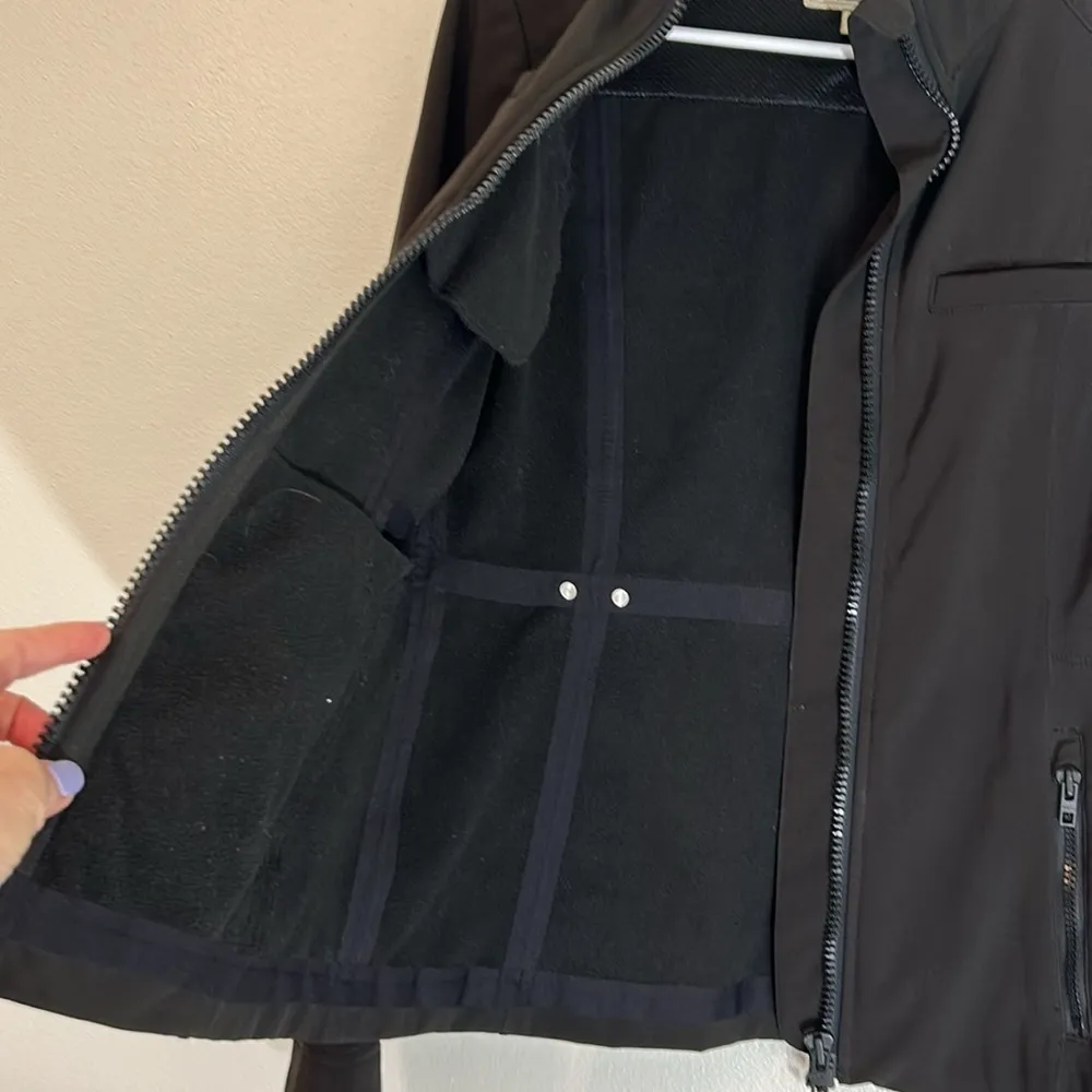 Roots outdoors softshell jacket women’s size S black full zip long sleeve - Image 11