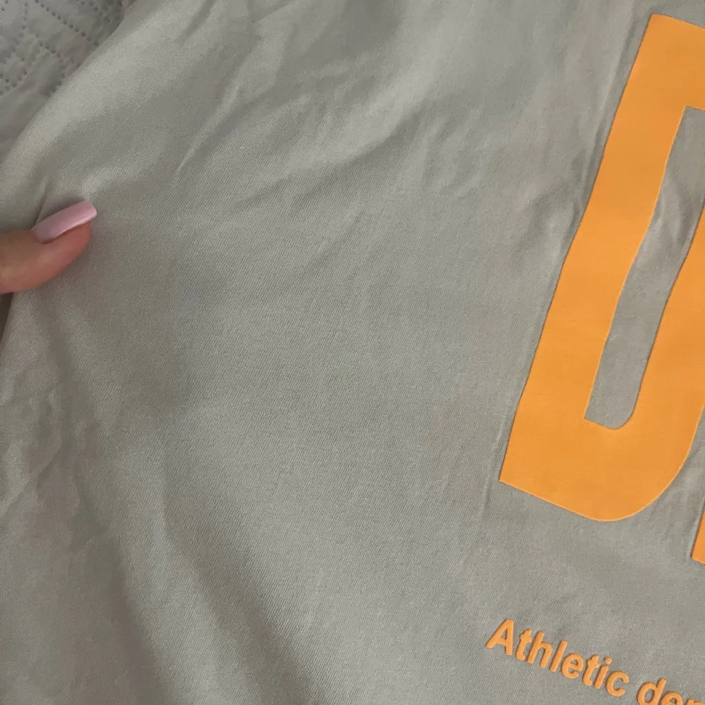 NWOT BOOHOO OVERSIZED SLOGAN TSHIRT L - Image 6