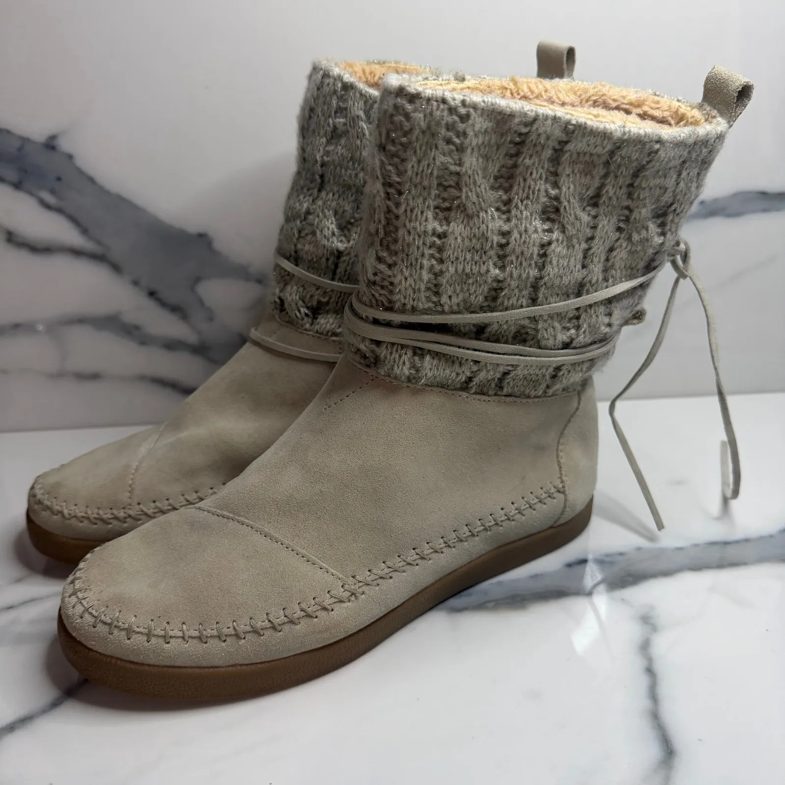 Toms Women's Cream Suede Tie Cable Knit Water Nepal Boots Sz 8 Moccasin Faux Fur - Image 3