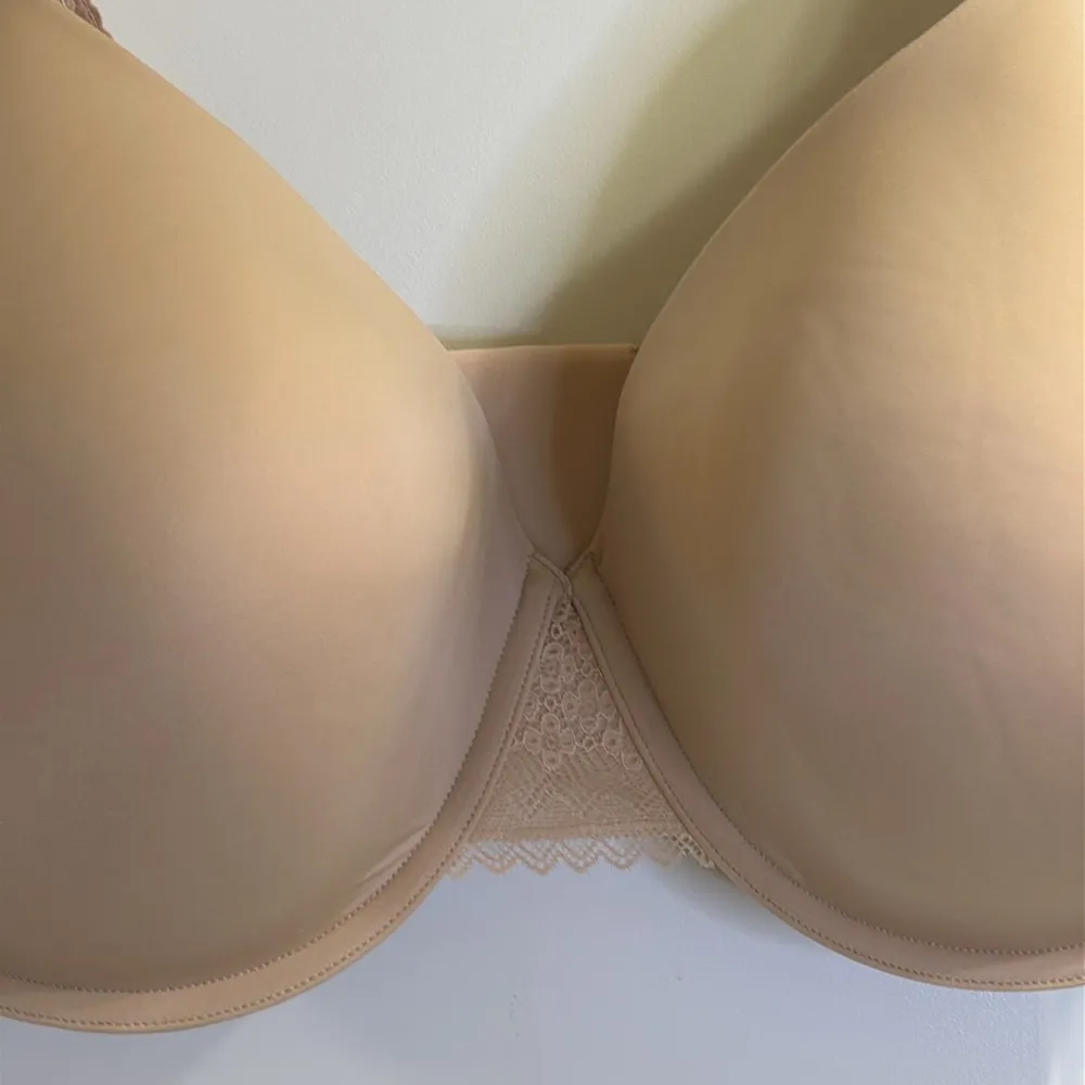 Bare Necessities Demi Geo Lace T - Image 4