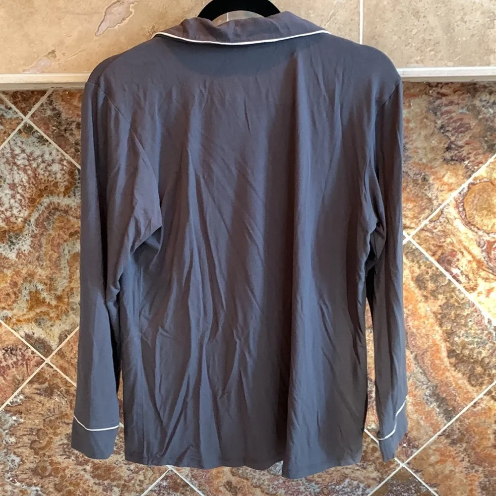 NWT Eberjey Gisele Long Sleeve PJ Top in Graphite & Sorbet Size XS TOP ONLY - Image 3